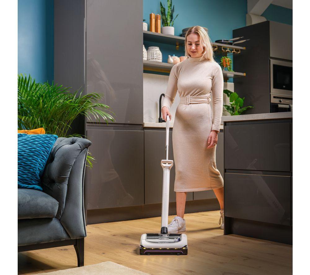 GTECH AirRAM Platinum AR46 Cordless Vacuum Cleaner - Black & White image number 3 of 8
