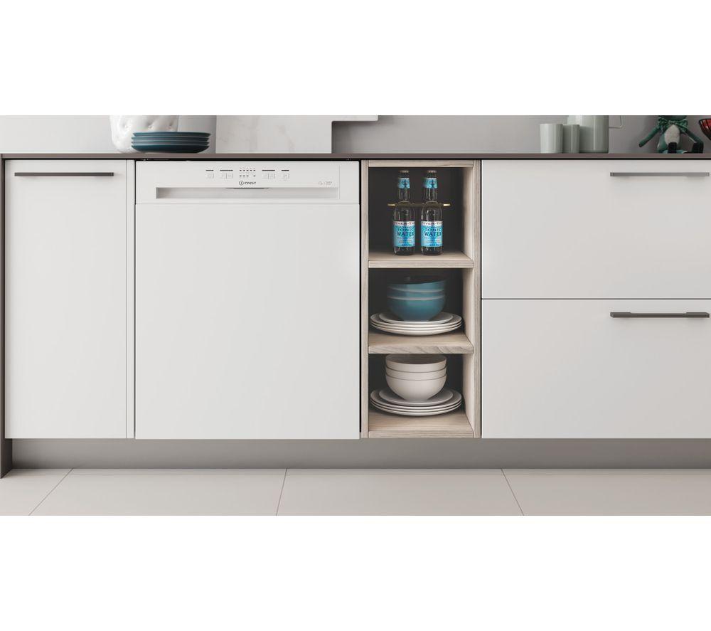 INDESIT Push&Go I3B L626 UK Full-size Semi-integrated Dishwasher image number 8 of 11
