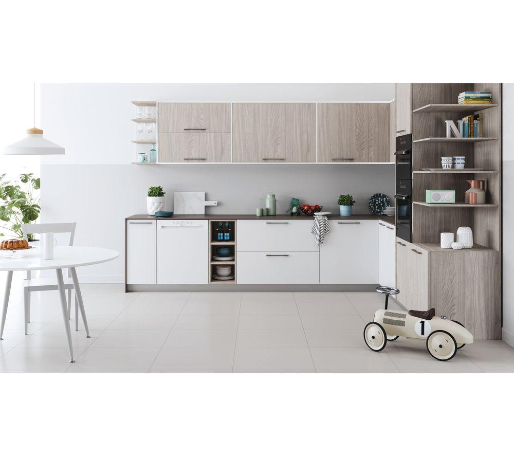 INDESIT Push&Go I3B L626 UK Full-size Semi-integrated Dishwasher image number 9 of 11