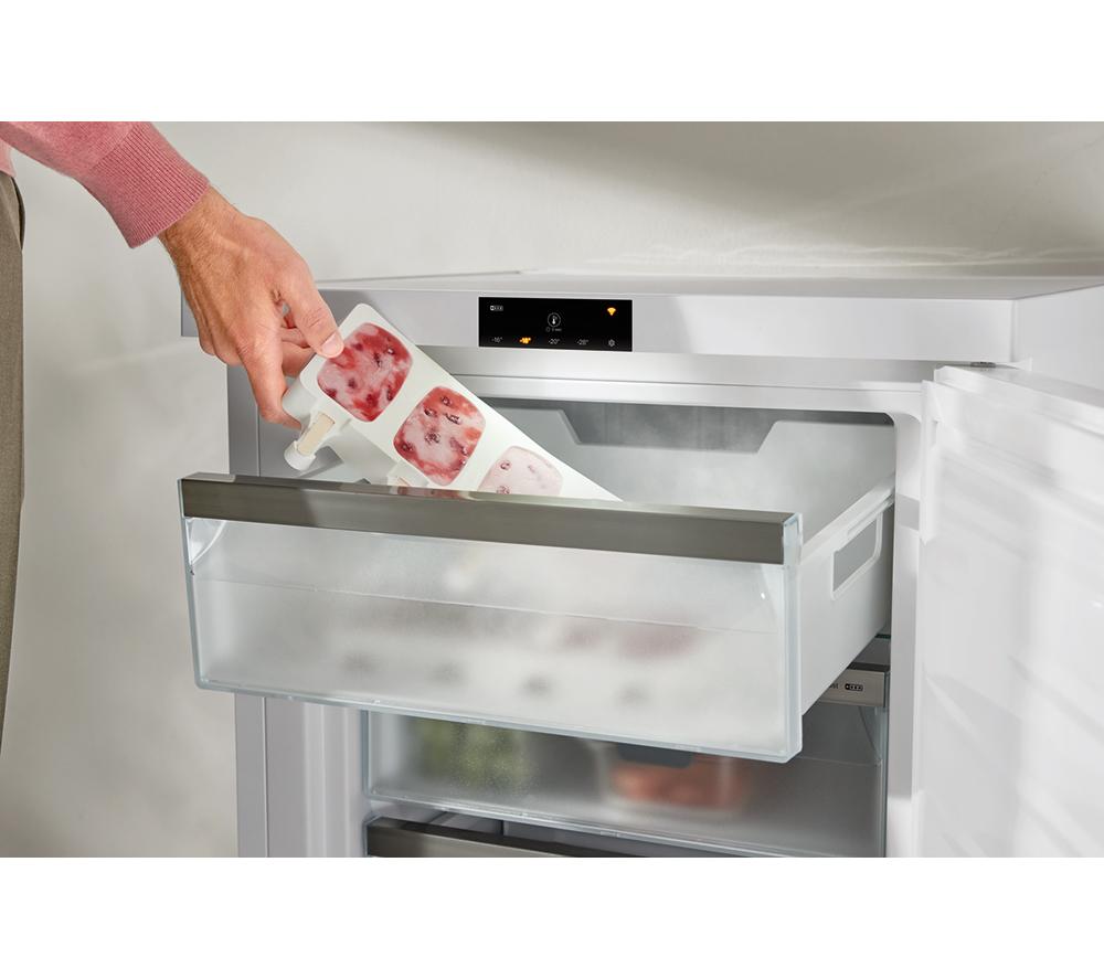 MIELE F 4001 D Undercounter Freezer - White image number 11 of 13