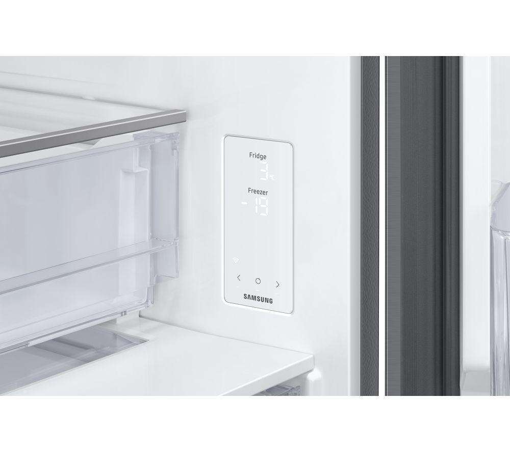 SAMSUNG Series 8 SpaceMax RB53DG703CS9EU 70/30 Smart Fridge Freezer - Silver image number 3 of 11