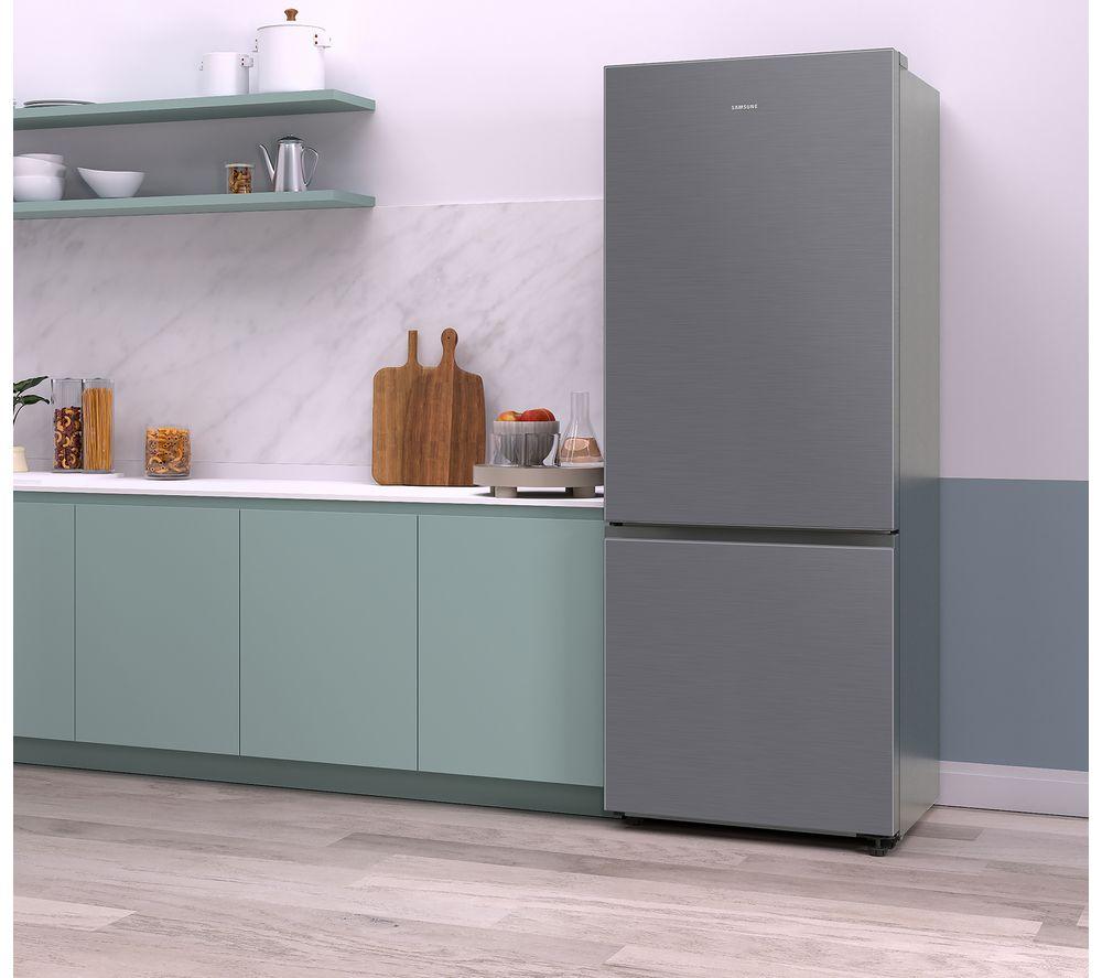 SAMSUNG Series 8 SpaceMax RB53DG703CS9EU 70/30 Smart Fridge Freezer - Silver image number 9 of 11