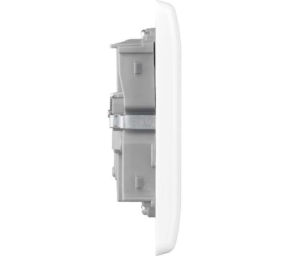 BG 822/HC-01 Double Wall Smart Socket - White image number 6 of 8