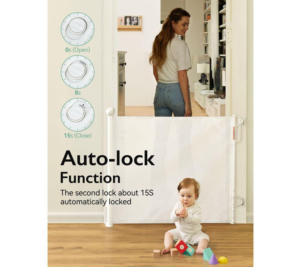 MOMCOZY Retractable Safety Baby Gate image number 3 of 9