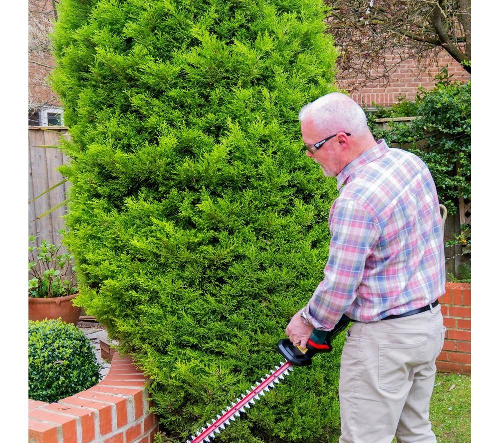 WEBB Eco WEV20HTB2 Cordless Hedge Trimmer - Black & Green image number 7 of 15