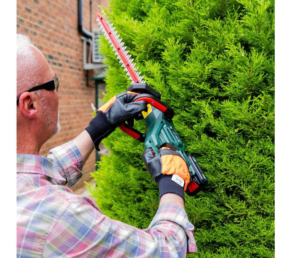 WEBB Eco WEV20HTB2 Cordless Hedge Trimmer - Black & Green image number 10 of 15