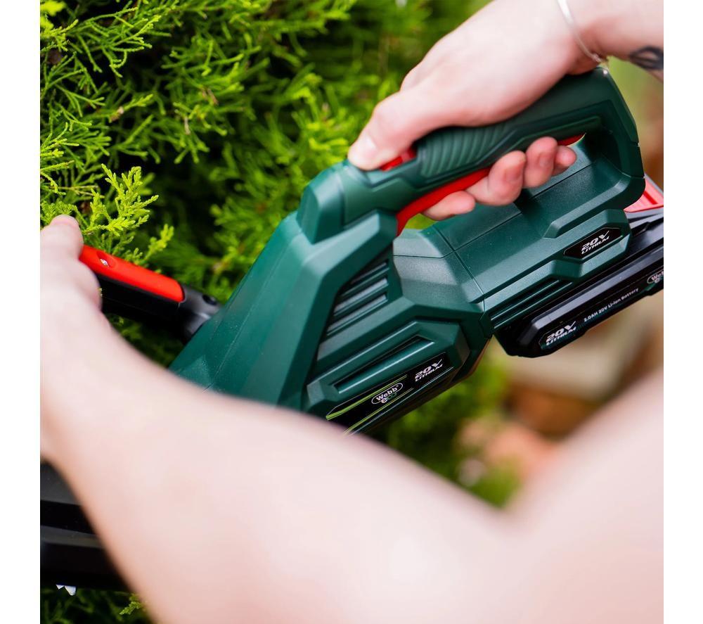 WEBB Eco WEV20HTB2 Cordless Hedge Trimmer - Black & Green image number 12 of 15