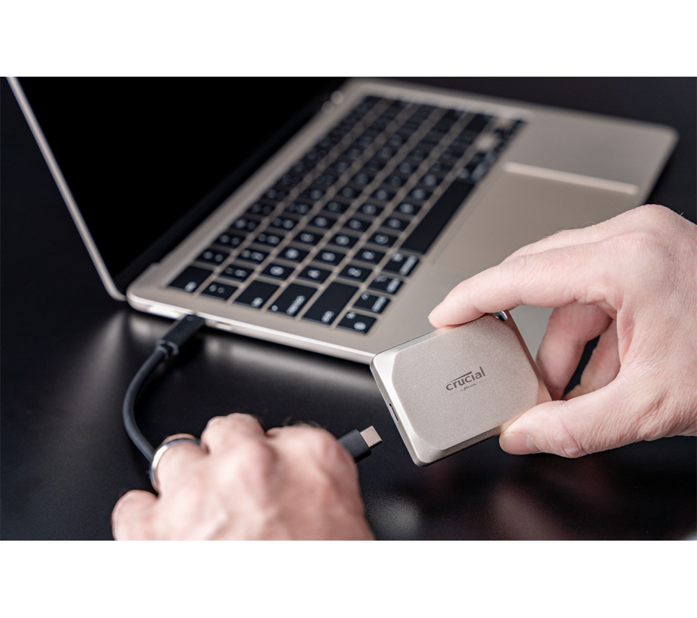 CRUCIAL X9 Pro External SSD for Mac - 4 TB image number 8 of 11