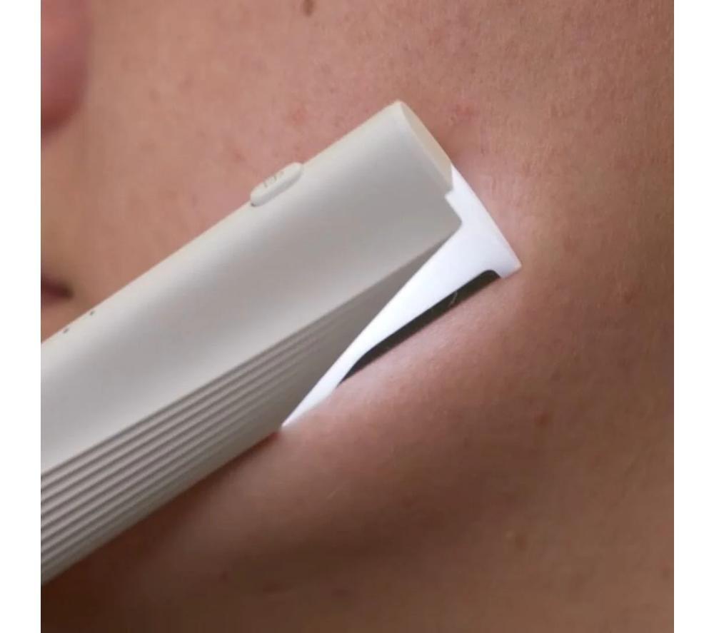 STYLPRO 2-in-1 Light Up Sonic Face Dermaplane Facial Exfoliator - White image number 5 of 7