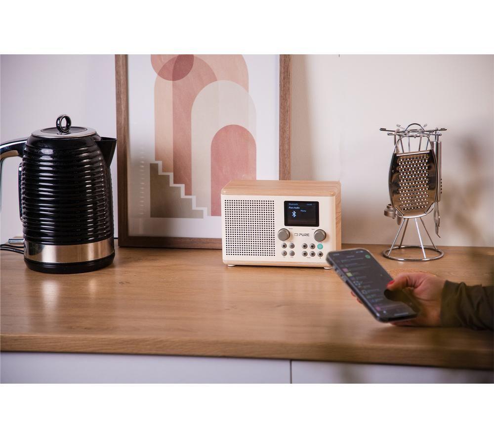 PURE Classic H4 DAB+/FM Bluetooth Radio - Cotton White & Oak image number 6 of 6