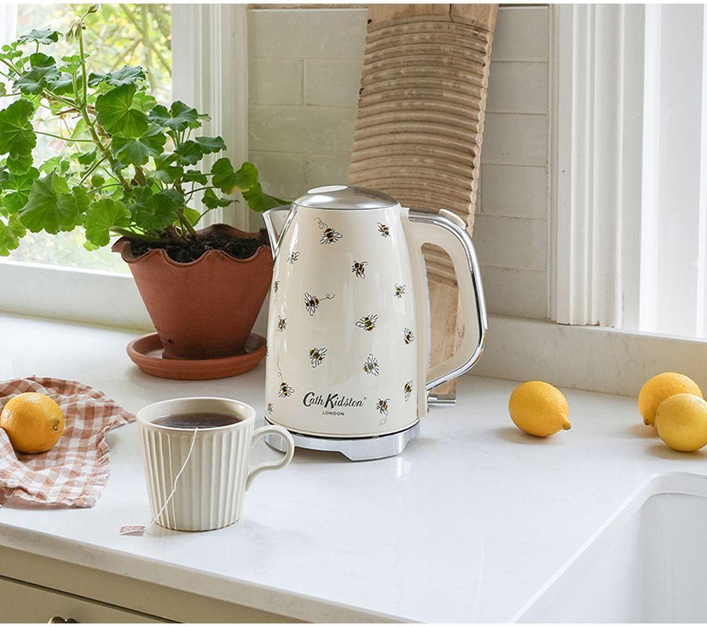 VQ VQ Jug Kettle - Cath Kidston Bees image number 3 of 7
