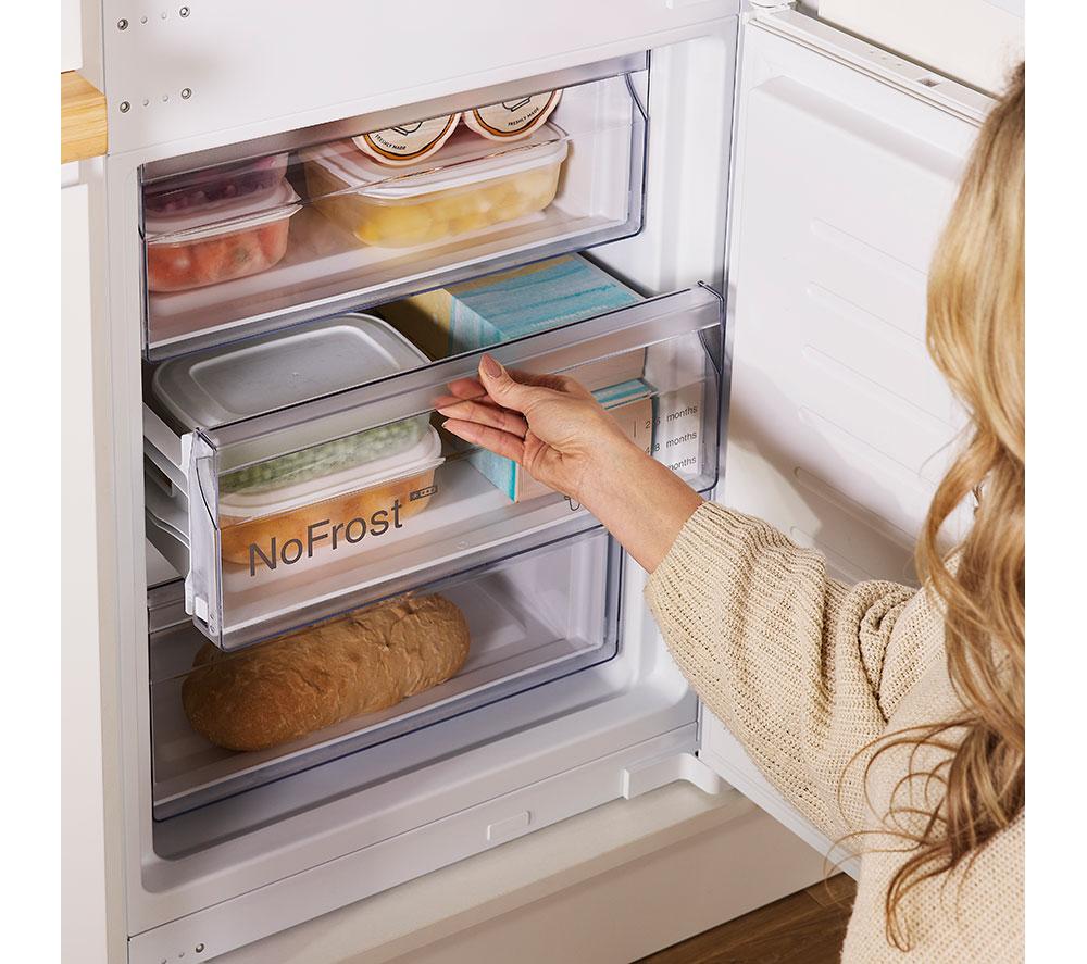 BOSCH Series 2 KIN96NSE0G Integrated 60/40 Fridge Freezer - Sliding Hinge image number 8 of 18