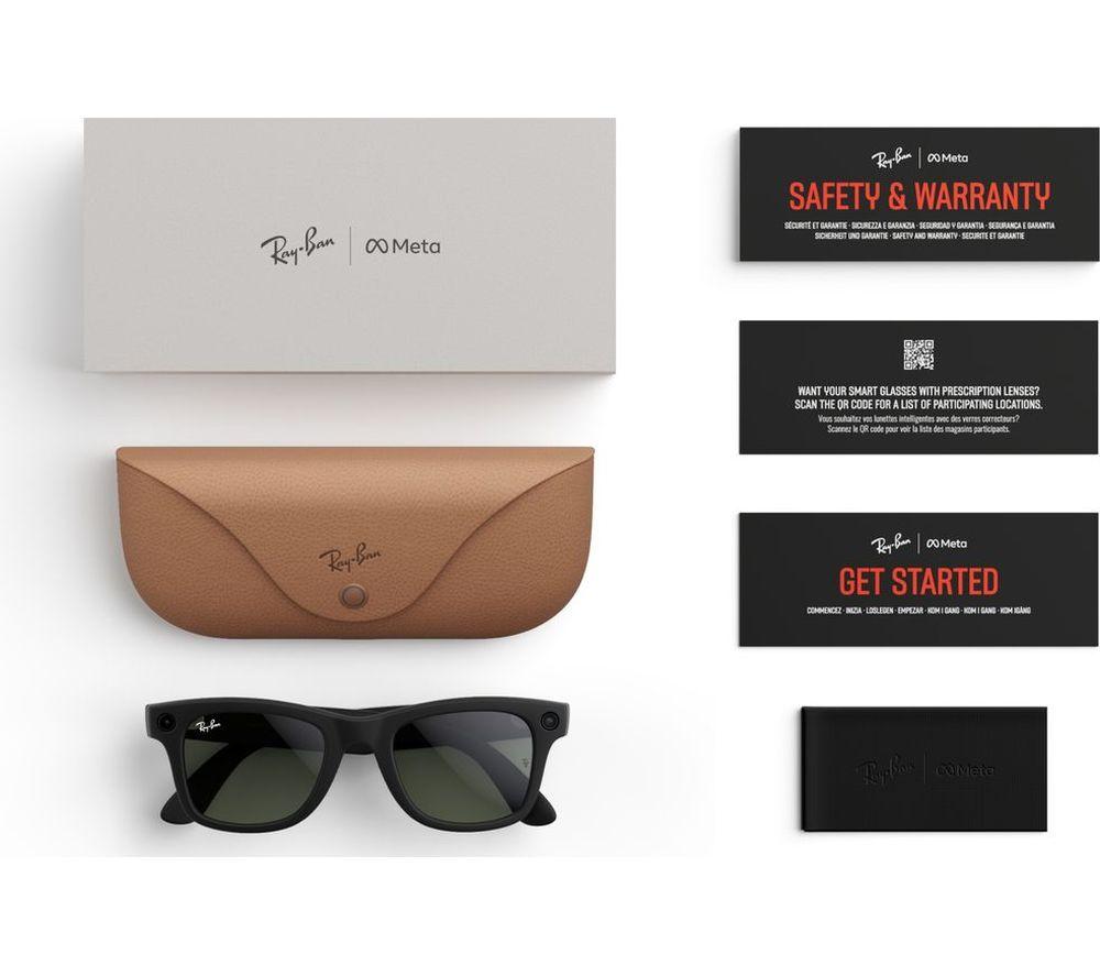RAY-BAN META Wayfarer Large Glasses - Matte Black, Clear to G15 Green Transitions image number 7 of 11
