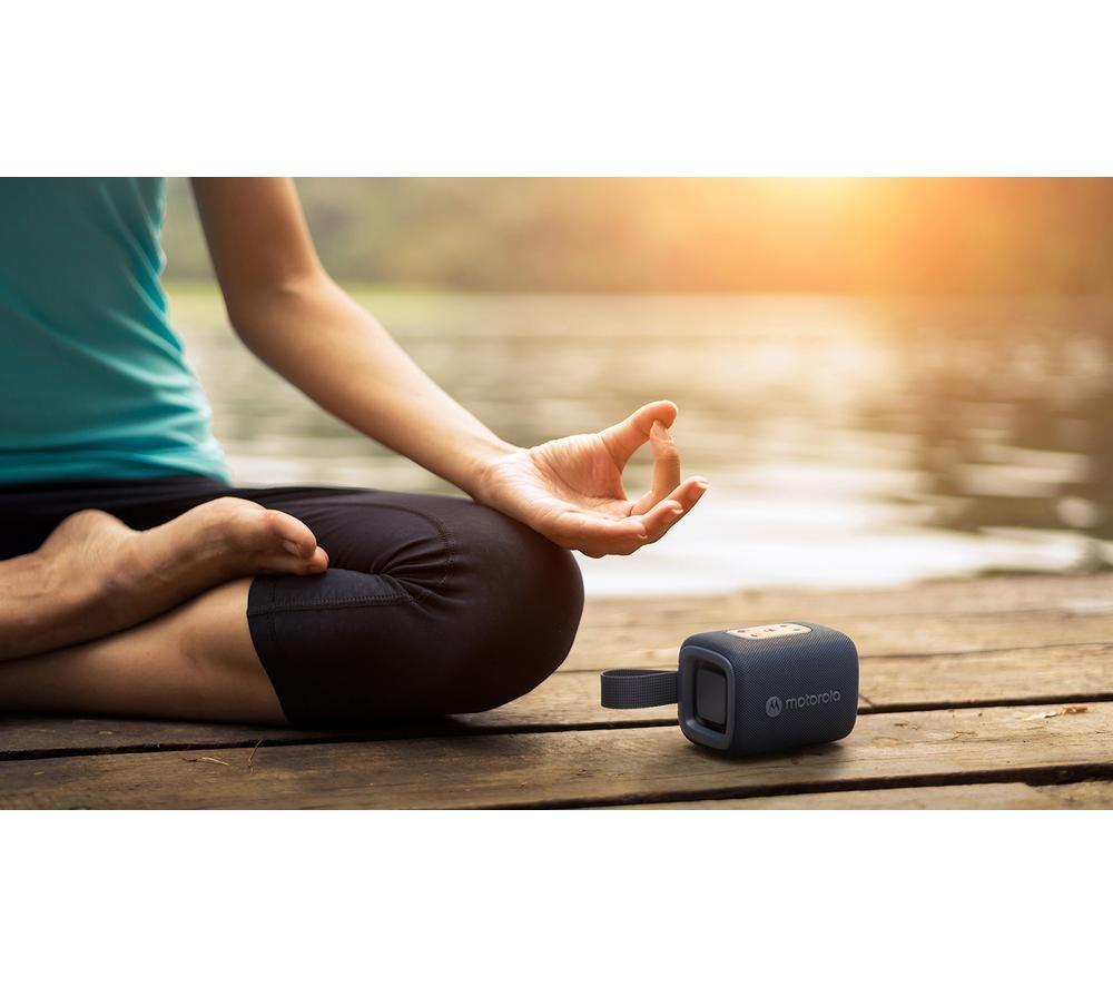 MOTOROLA ROKR 300 Portable Bluetooth Speaker - Blue image number 4 of 5