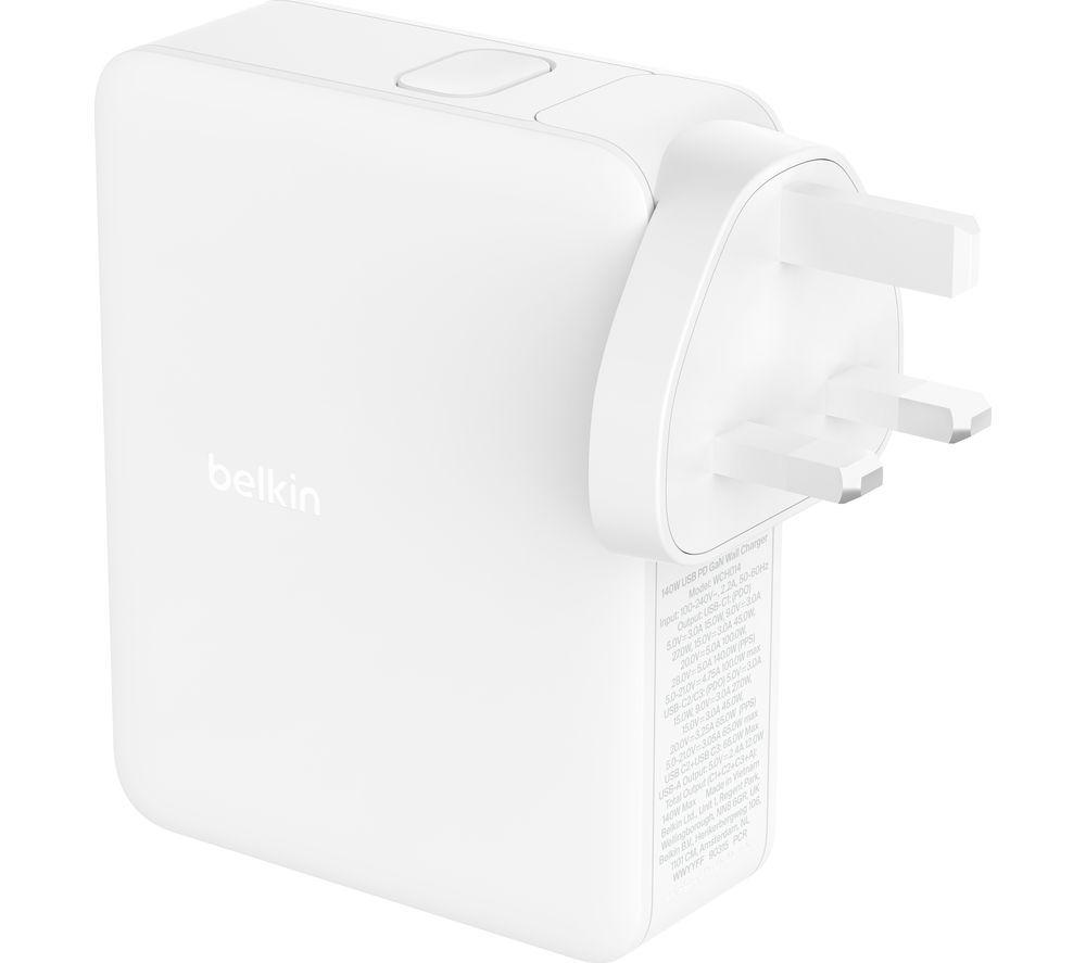 BELKIN BoostCharge Pro WCH014btWH Universal 140 W GaN Wall Charger image number 2 of 4