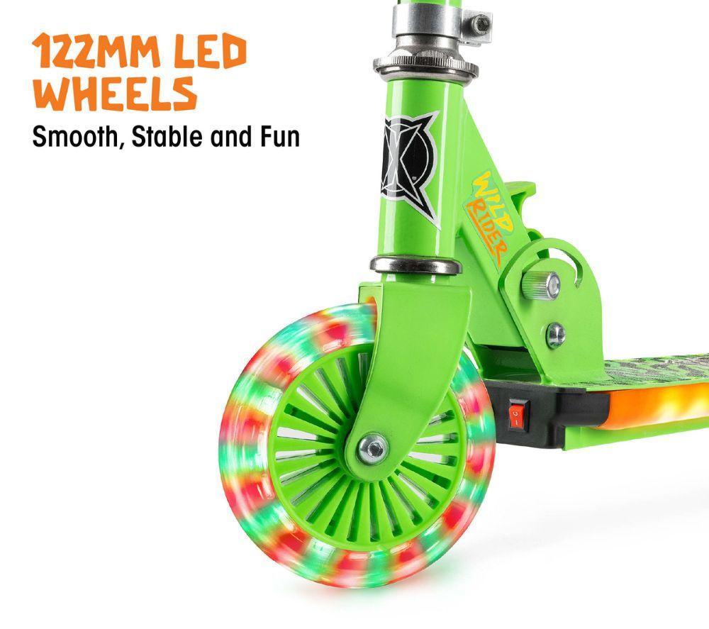 XOOTZ Wild Rider Tiger LED Kids Kick Scooter - Green image number 5 of 7