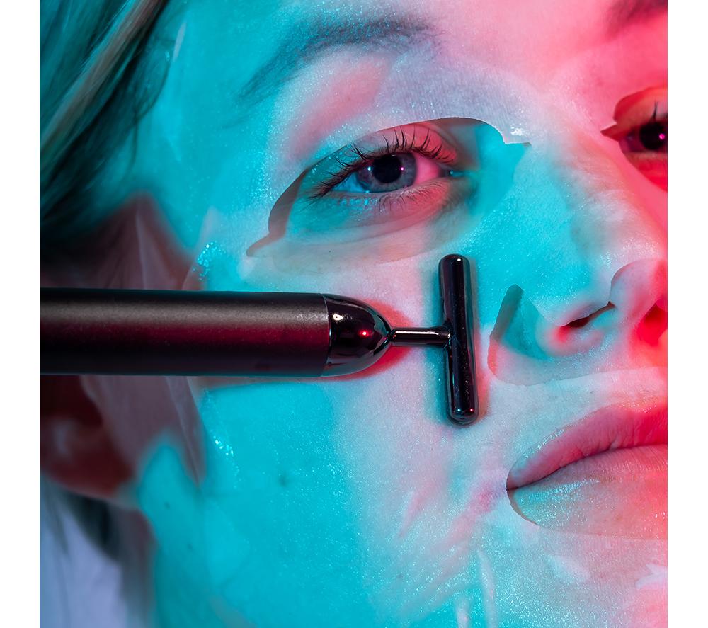 BEAUTYPRO T-BAR Sonic Vibrating Anti-Ageing Device image number 6 of 13
