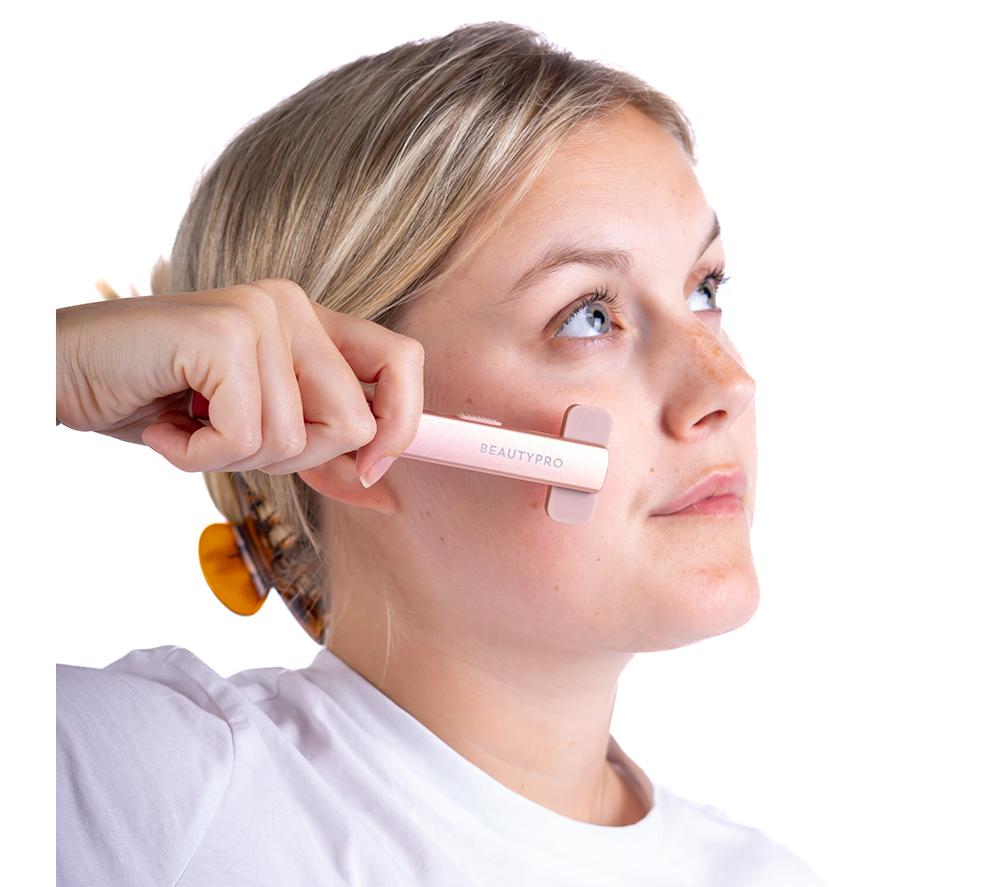 BEAUTY PRO Light Therapy 5-in-1 LED Wand - Ombre image number 2 of 10