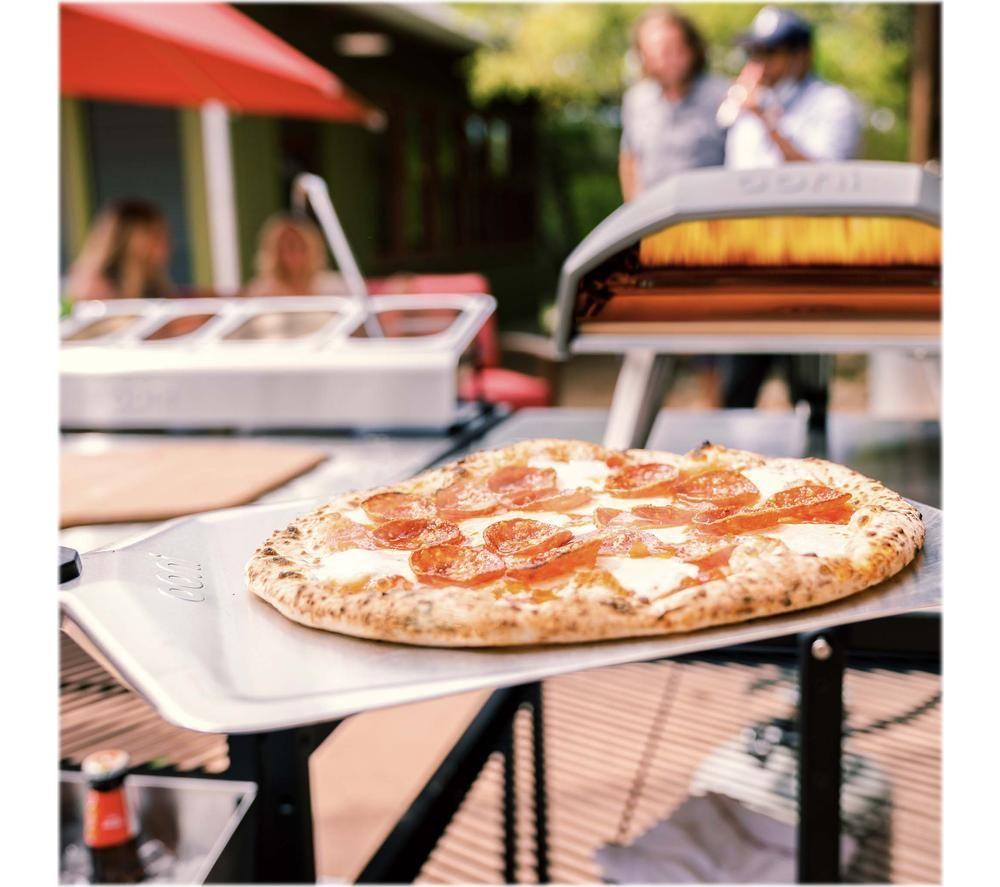 OONI 16" Pizza Peel - Black & Silver image number 3 of 3