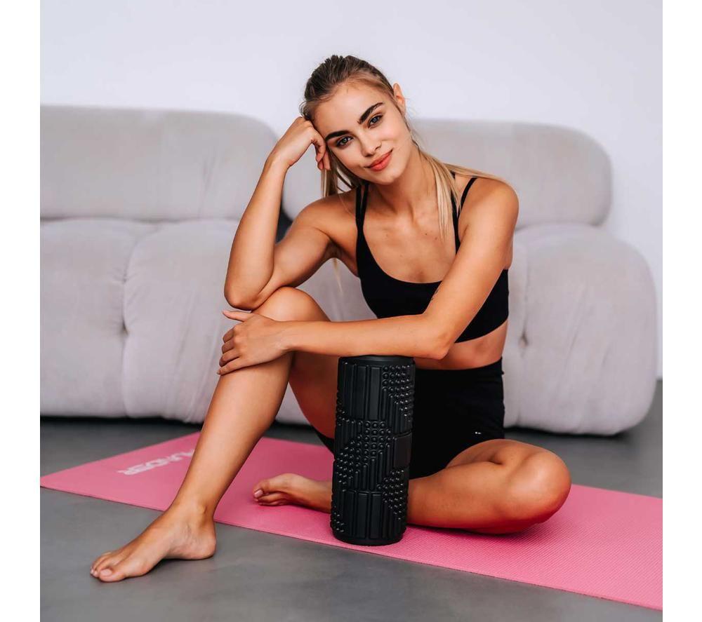 MEDIVON RecoRoll Max Body Massager - Black image number 10 of 12