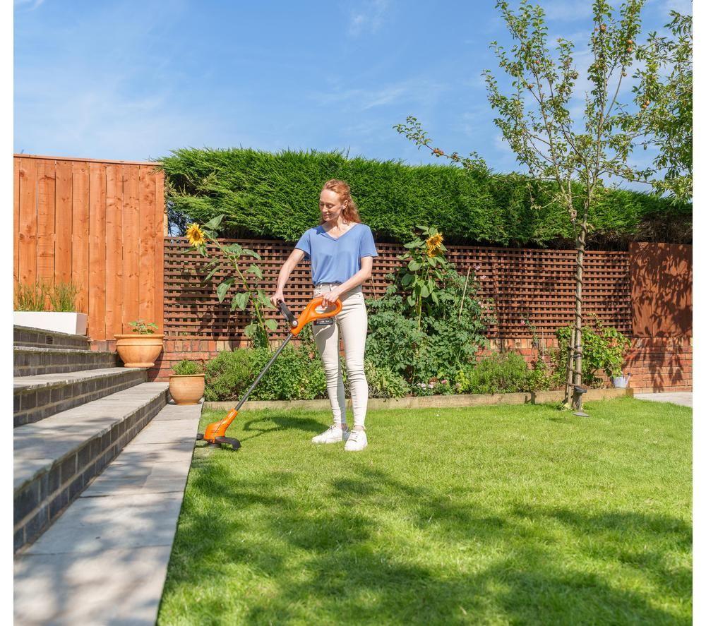 FLYMO 18V SimpliTrim 250 Cordless Grass Trimmer Kit image number 3 of 8