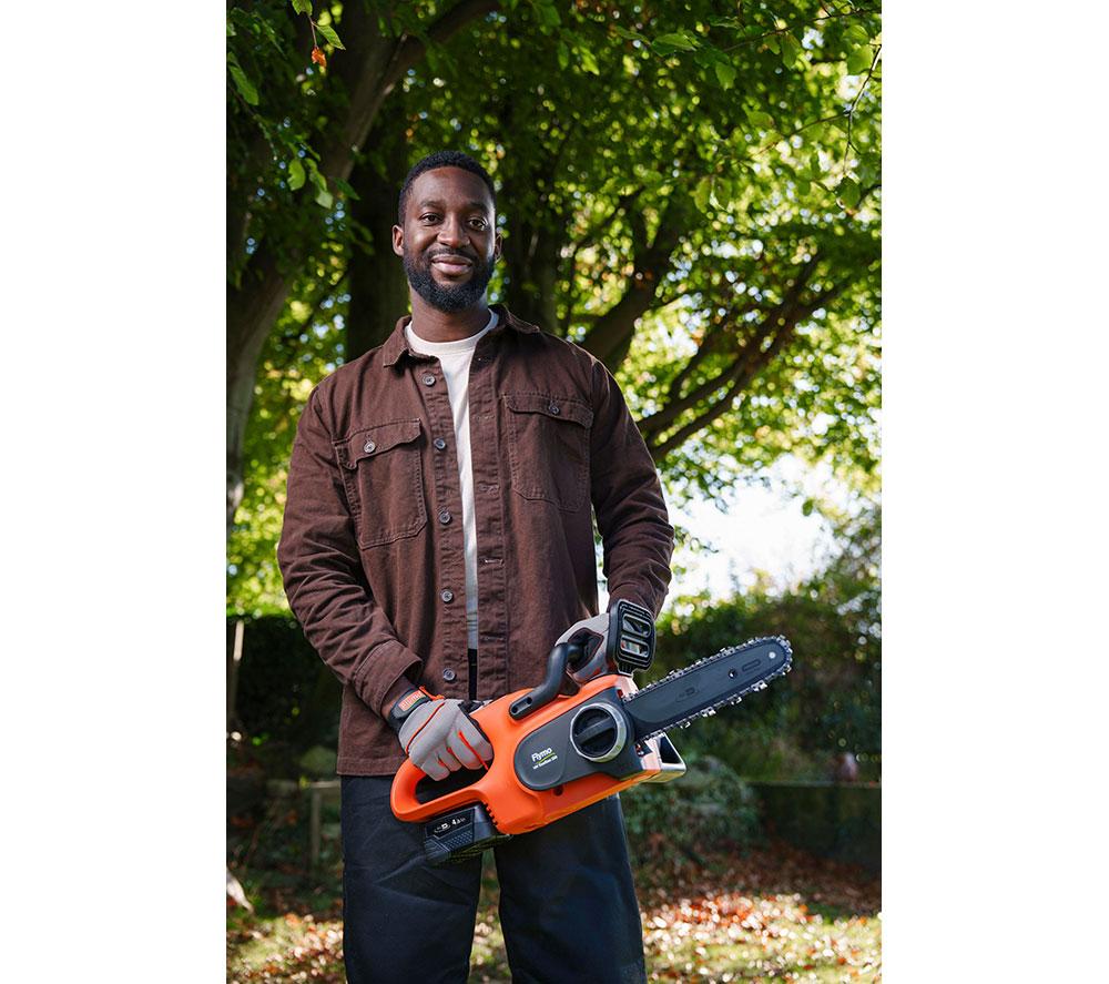 FLYMO EasiSaw 250 Cordless Chainsaw image number 12 of 12