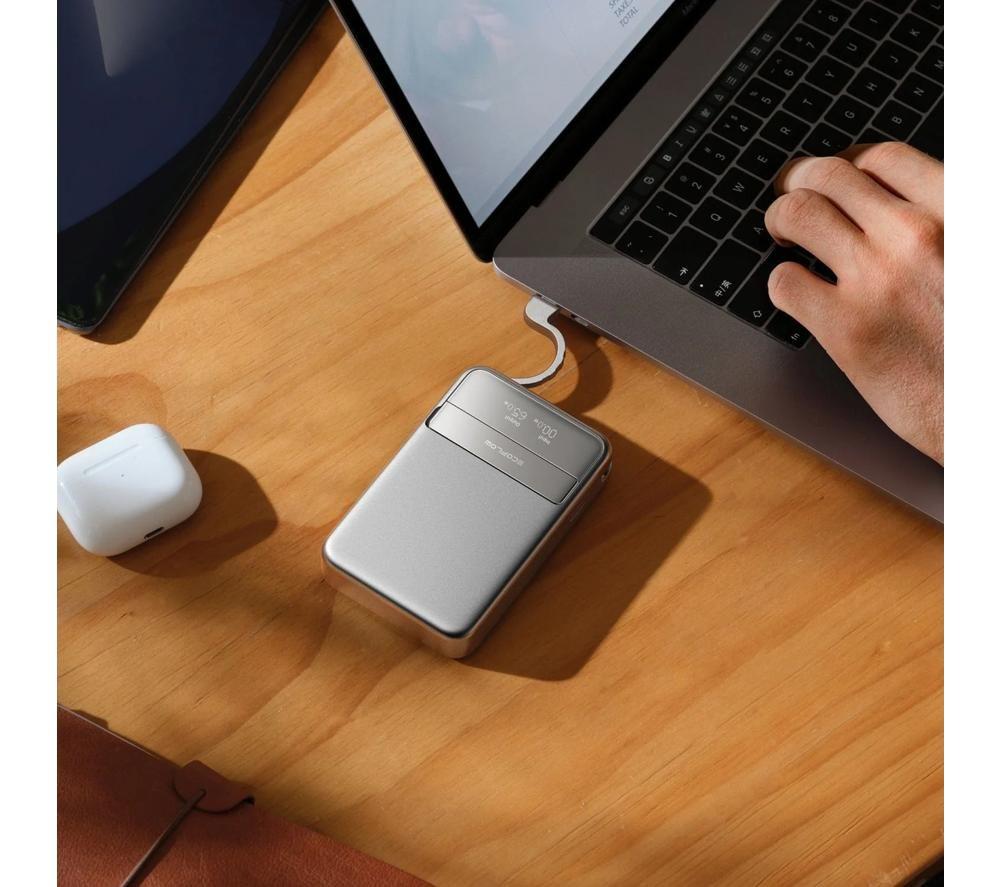ECOFLOW RAPID 10000 mAh Portable Magnetic Power Bank - Silver image number 5 of 7