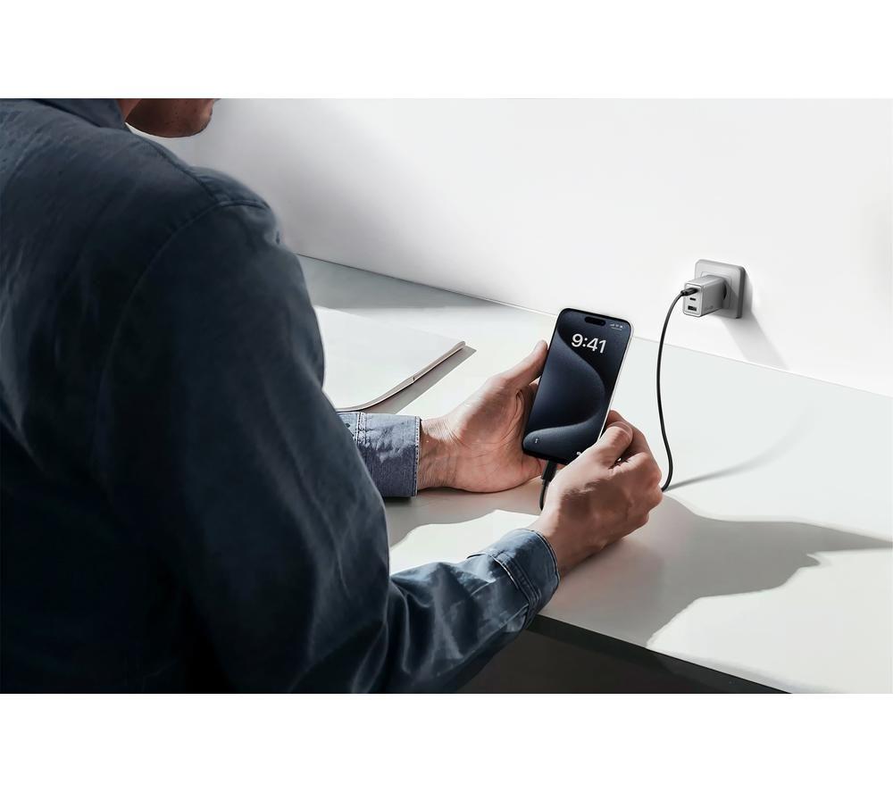 ECOFLOW RAPID 65 W GaN Charger image number 2 of 4