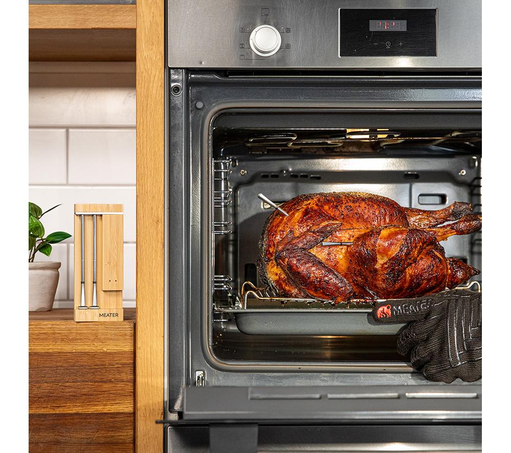 MEATER Pro Duo Smart Meat Thermometer - Honey & Bamboo image number 13 of 13