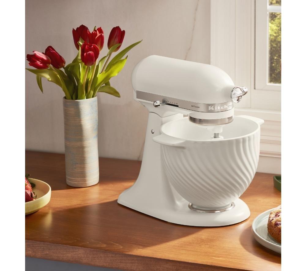 KITCHENAID 5KSM2CB5MR 4.7 Litre Ceramic Meringue Mixing Bowl - White image number 3 of 4