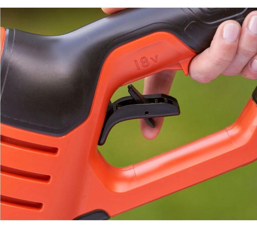 BLACK + DECKER BCPC18D1-GB Cordless Pressure Washer and Cleaner with 2ah Battery image number 4 of 6