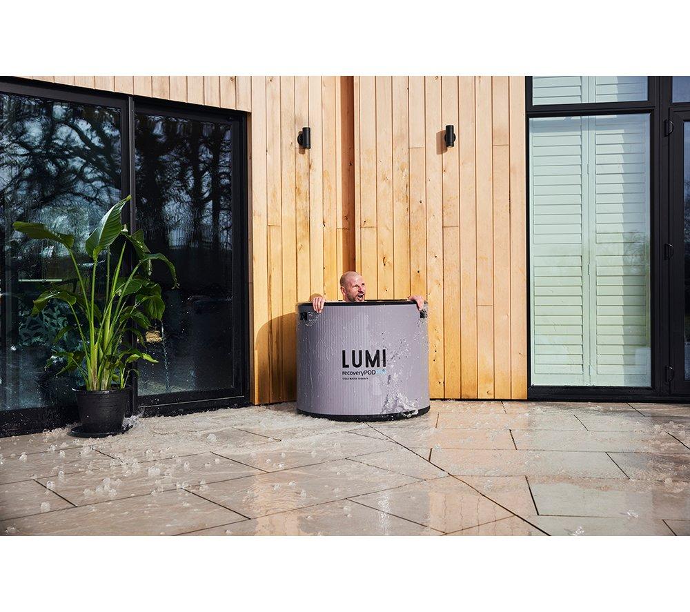 LUMI THERAPY Recovery Pod Pro Barrel Portable Insulated Ice Bath image number 9 of 12
