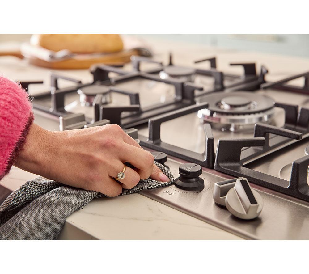 NEFF N70 T27CIQ8N0 75 cm Gas Hob - Stainless Steel image number 8 of 13