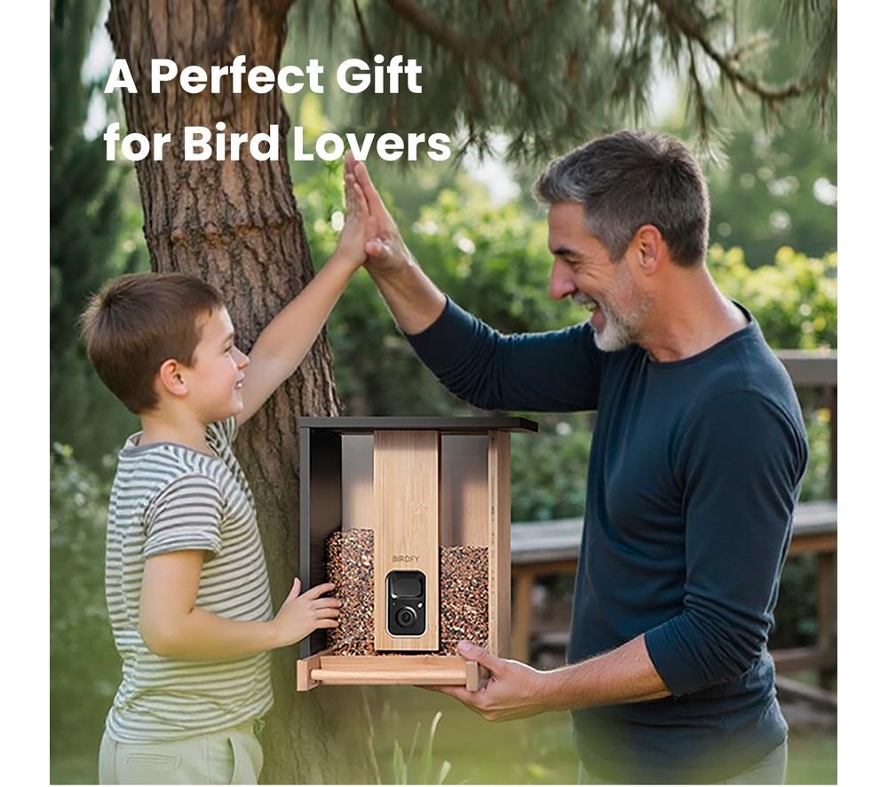 BIRDFY Smart Camera Bird Feeder with Solar Roof - Bamboo image number 10 of 11