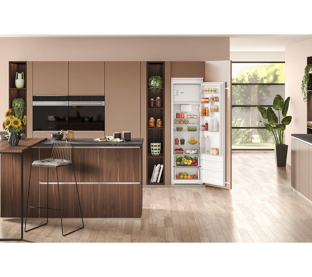 HOTPOINT HTSD184011A1 Integrated Tall Fridge - Sliding Hinge image number 7 of 9