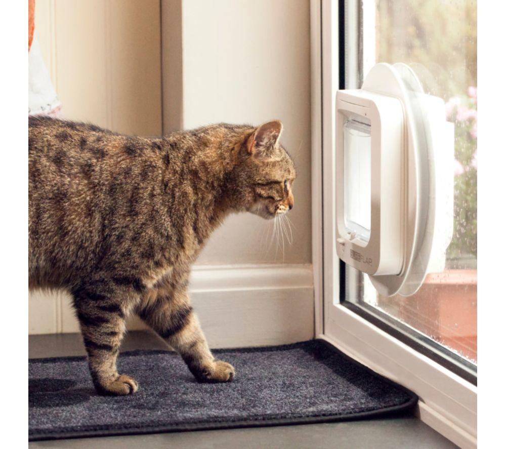 SUREFLAP Microchip Cat Flap - White image number 5 of 8