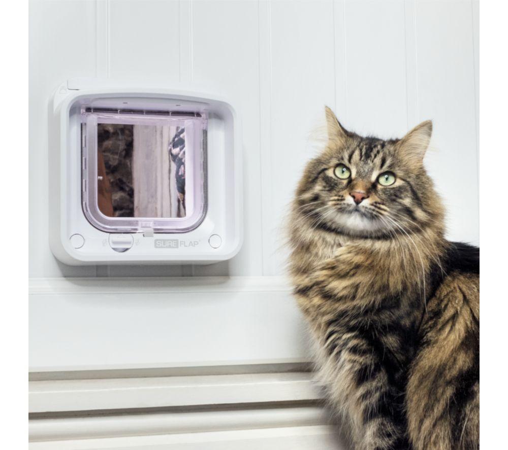 SUREFLAP Microchip Cat Flap Connect & Hub Bundle - White image number 7 of 15