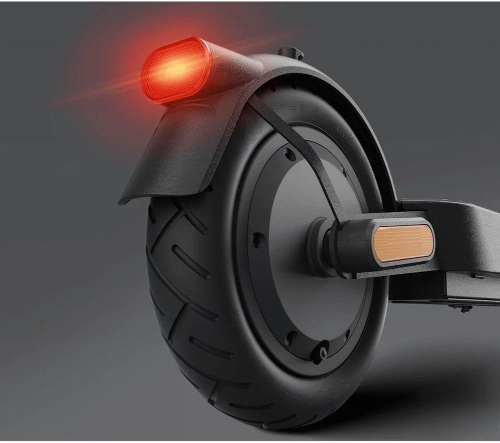 XIAOMI 5 Pro Electric Folding Scooter 700W - Black image number 5 of 7
