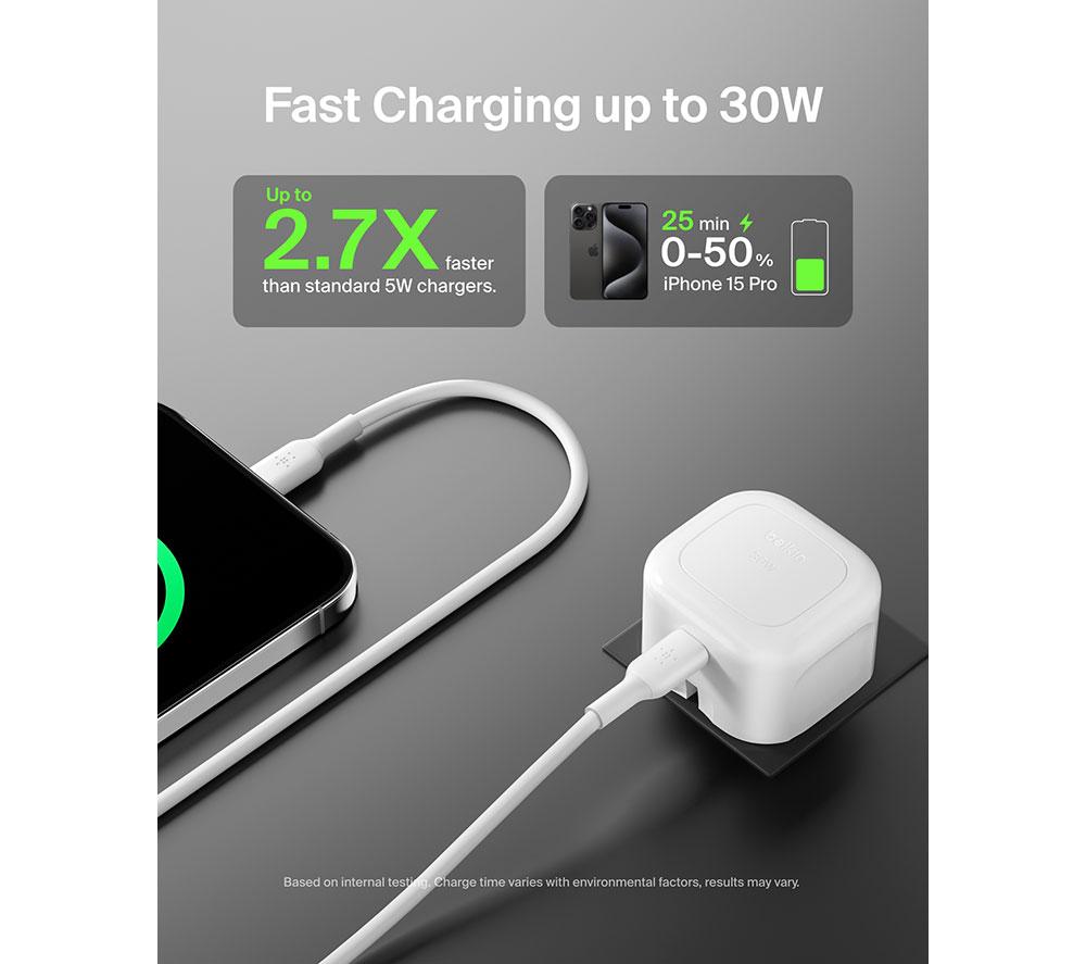 BELKIN  Compact 30 W Charger with USB-C to Lightning Cable image number 4 of 8