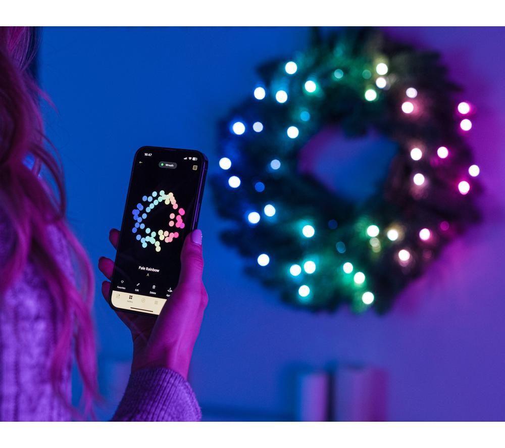 TWINKLY Pre-Lit Smart LED Wreath - 50 LEDs image number 9 of 12
