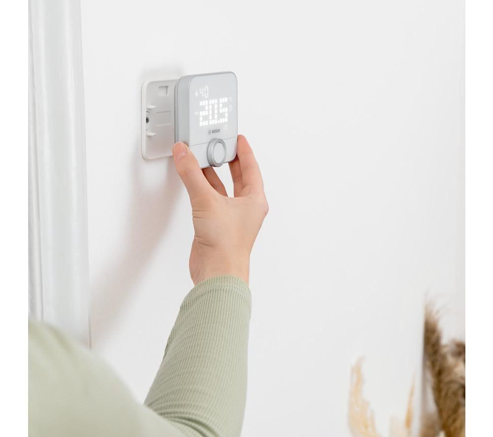 BOSCH Smart Home Room Thermostat II - White image number 10 of 11