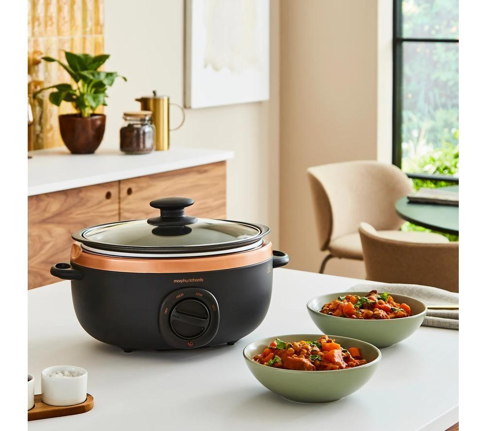 MORPHY RICHARDS Sear and Stew Oval Slow Cooker - Black image number 9 of 12