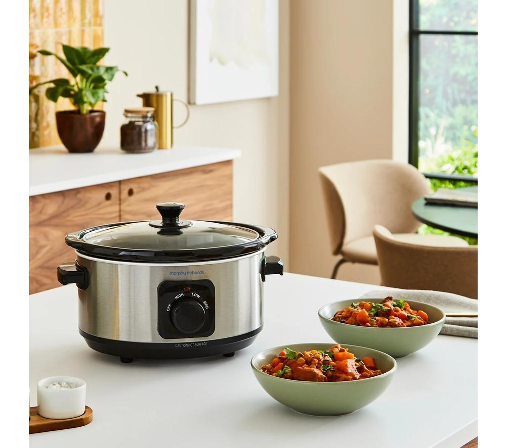 MORPHY RICHARDS Sear and Stew Slow Cooker - Black & Silver image number 4 of 8