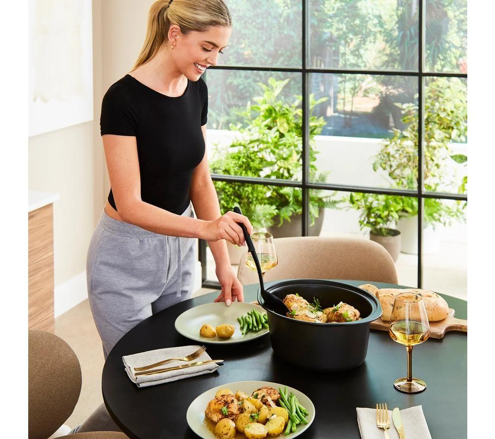 MORPHY RICHARDS Sear & Stew 461014 Slow Cooker - Stainless Steel image number 7 of 9