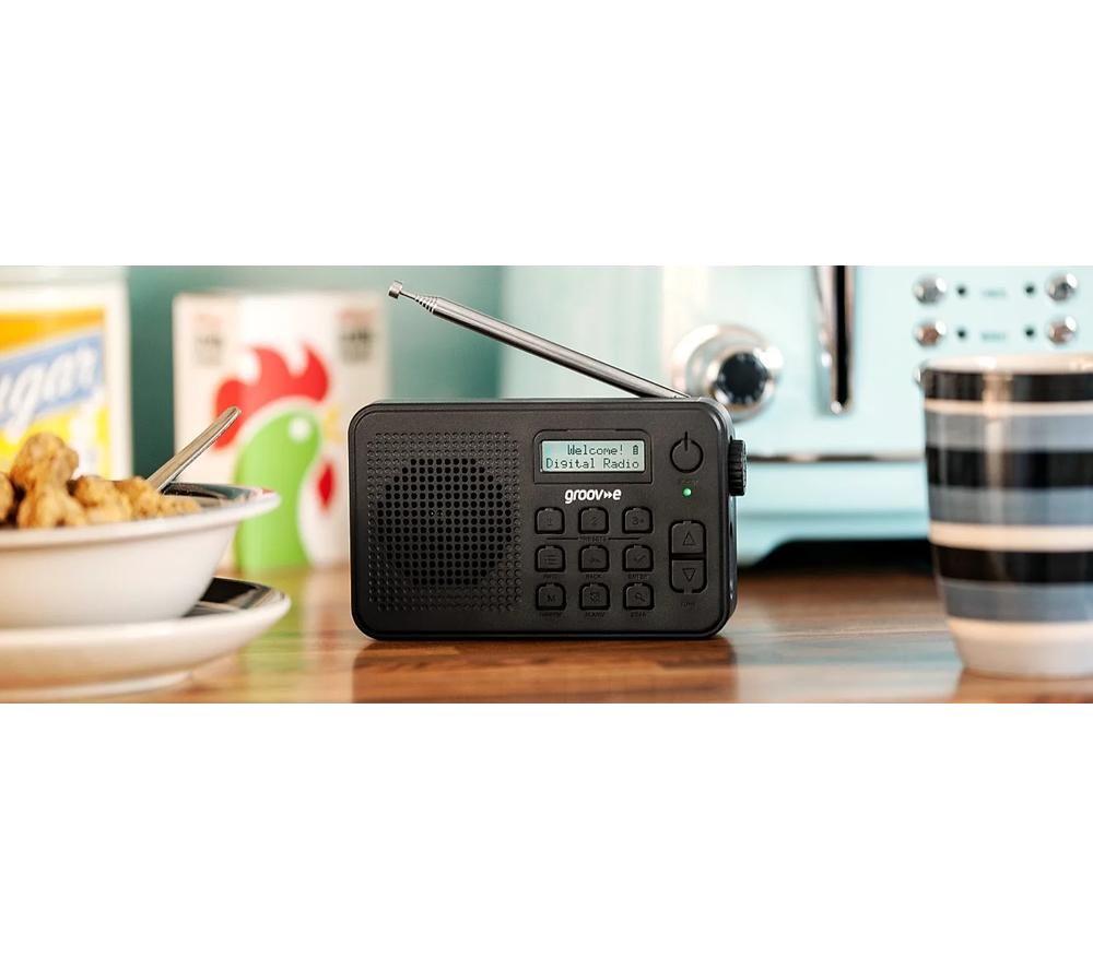GROOV-E Madrid Portable DAB/FM Bluetooth Radio - Black image number 8 of 8