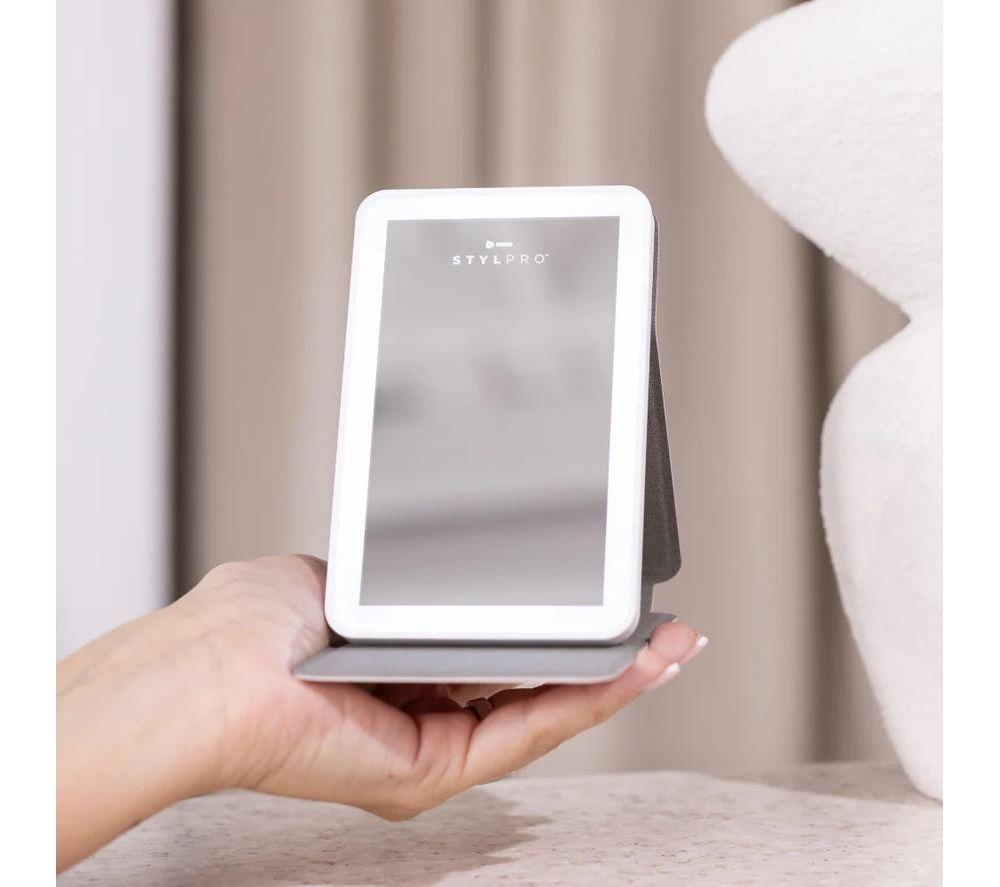STYLPRO Mini LED Travel Mirror - Pink image number 3 of 5