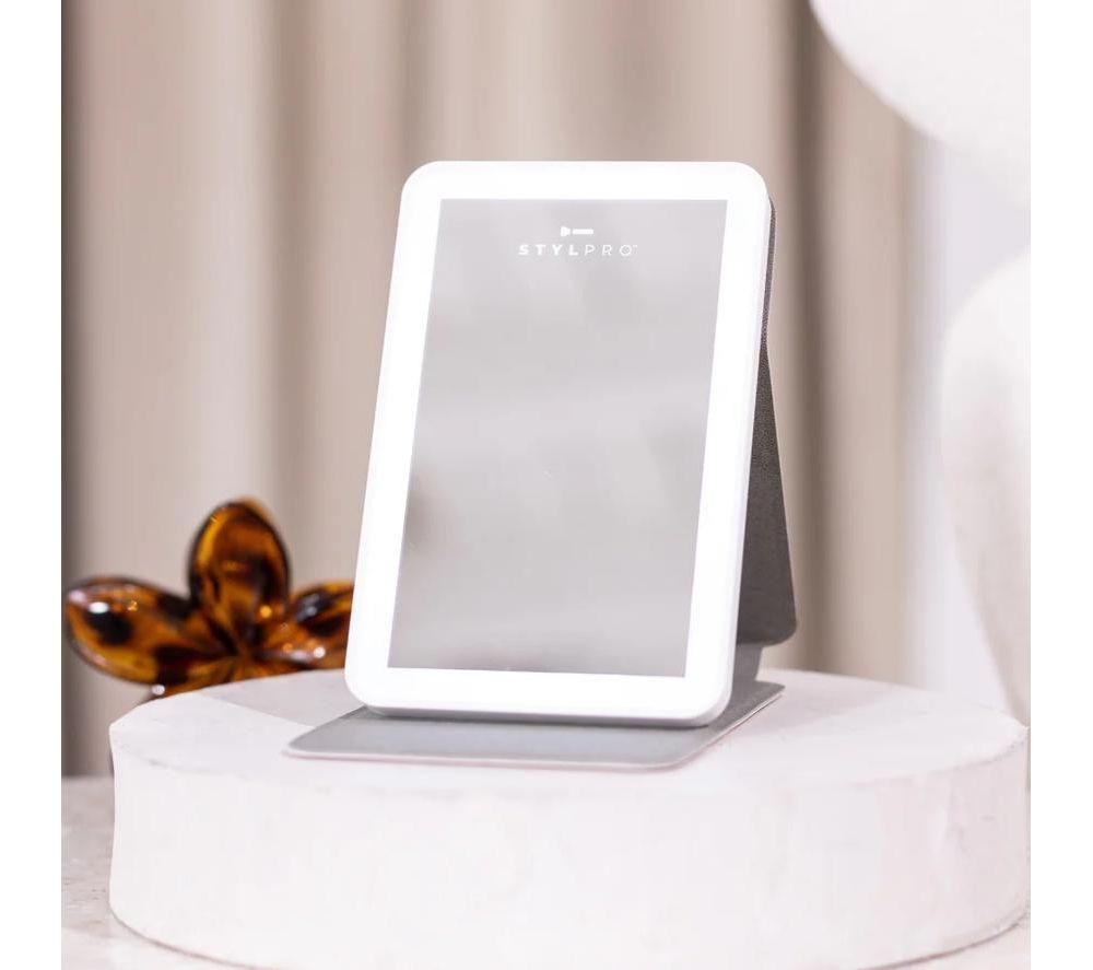 STYLPRO Mini LED Travel Mirror - Pink image number 4 of 5
