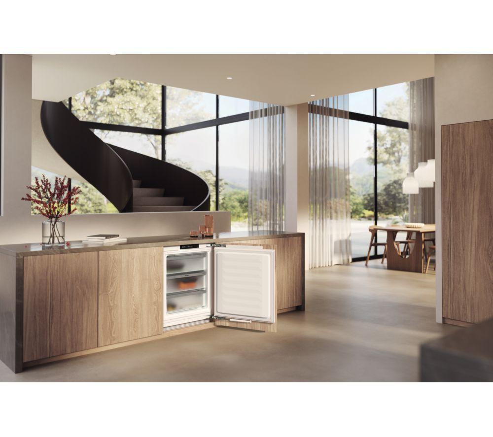 MIELE FNUS 7040 D Integrated Undercounter Freezer - Fixed Hinge image number 5 of 5