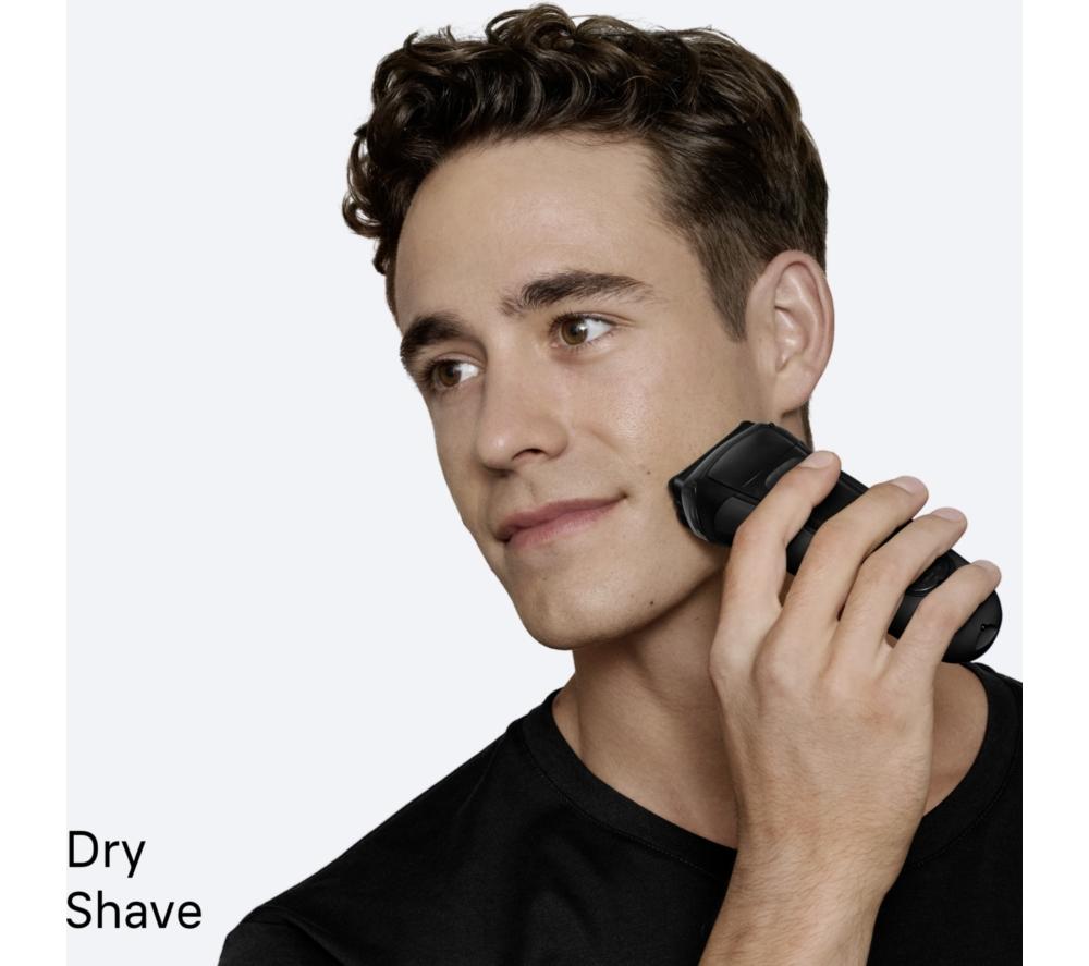 BRAUN Series 3 300S Wet & Dry Foil Shaver - Black image number 4 of 5