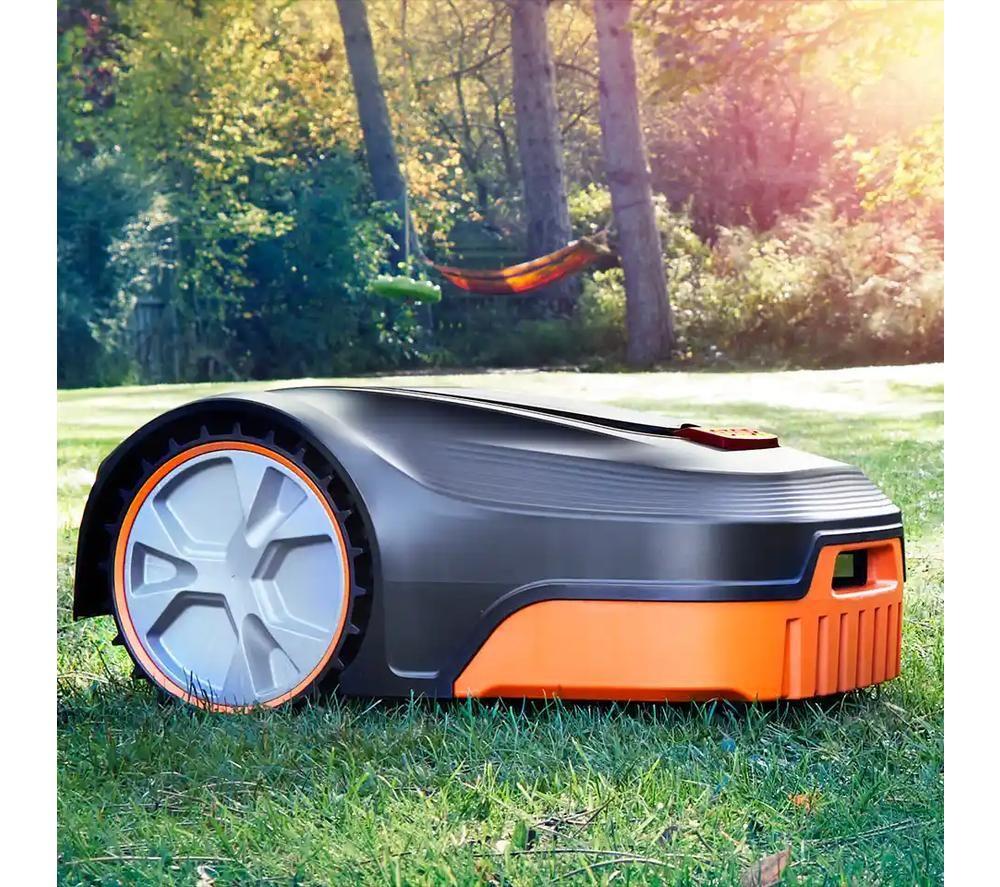 Lawnmaster Large Lawn Robot Mower 40V Lithium 18